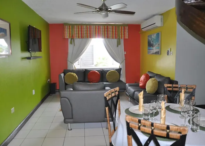 Penthouse A25 Sandcastles *